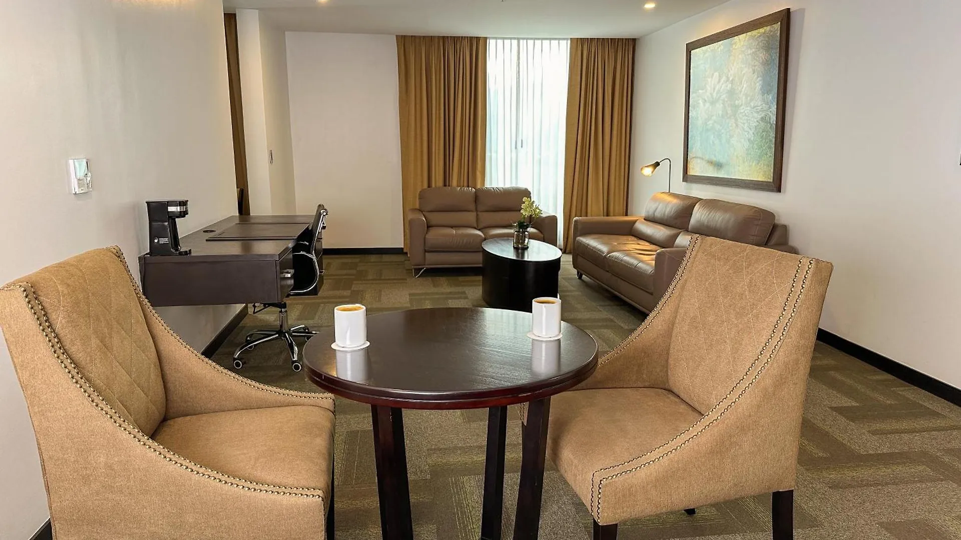 *****  Wyndham Quito Airport Hotell Puembo Ecuador