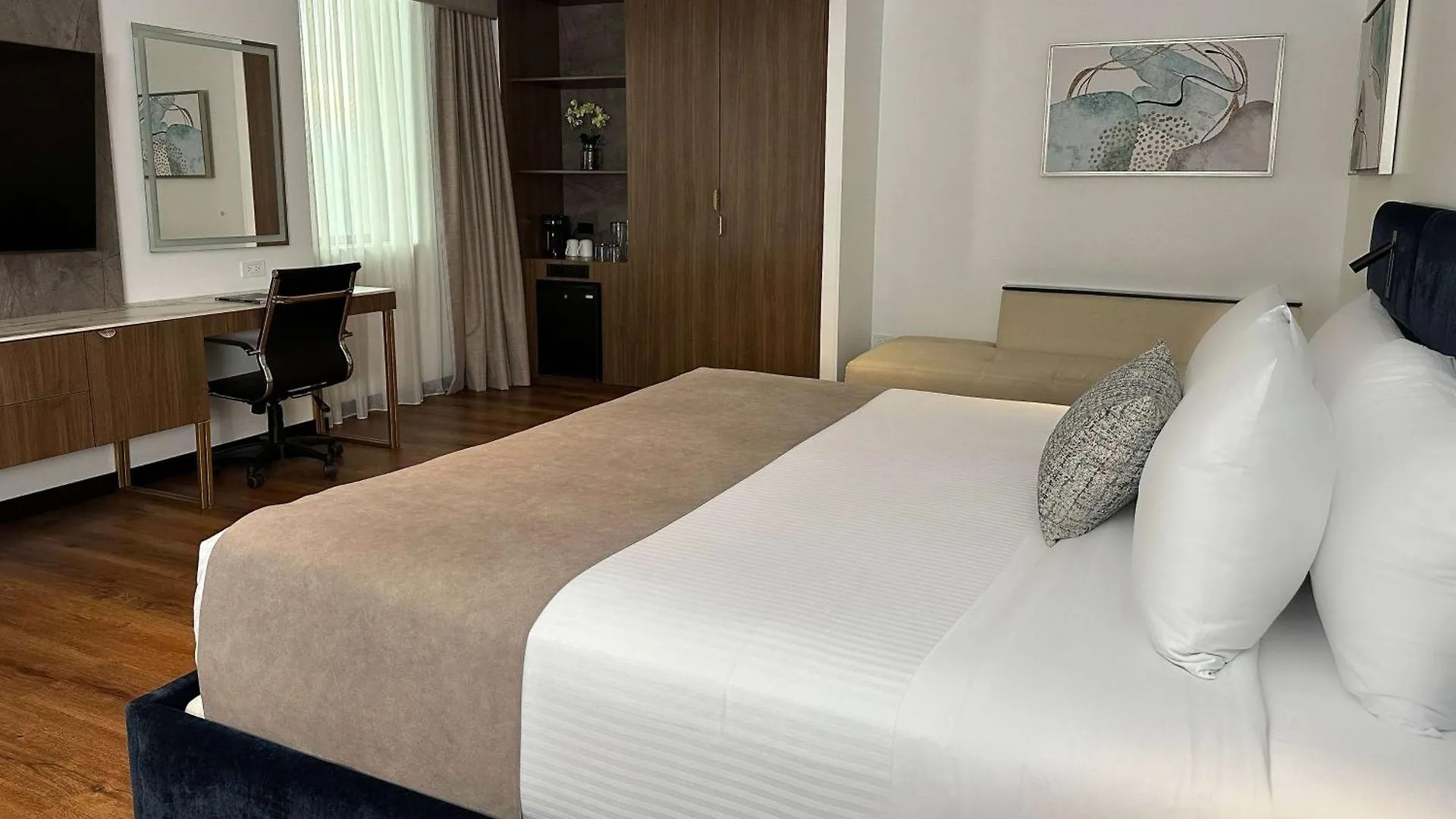 *****  Wyndham Quito Airport Hotel Puembo Ecuador