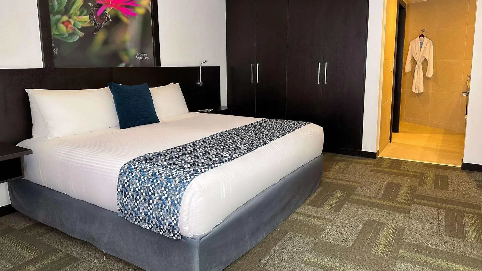 فندق Wyndham Quito Airport Puembo