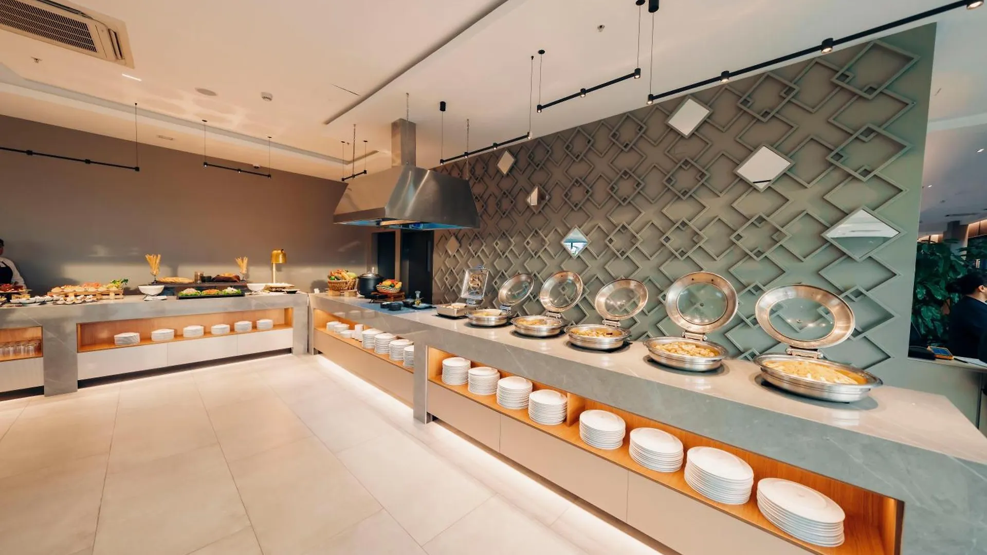 Wyndham Quito Airport Hotel Puembo 5*,  Ecuador