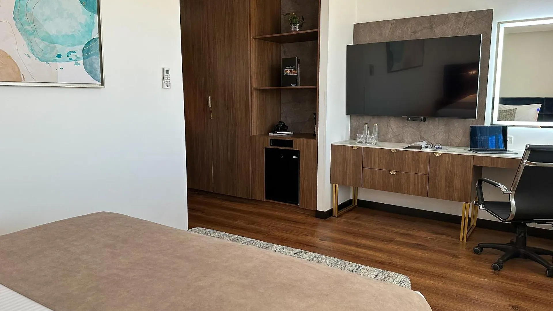 Отель Wyndham Quito Airport Пуэмбо Эквадор